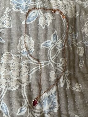 Hillberg & Berk Rose Gold Chain Necklace with Rhodonite Pendant